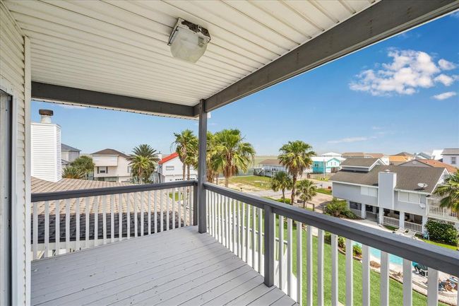 138 Isles End Rd, House other with 4 bedrooms, 3 bathrooms and 2 parking in Tiki Island TX | Image 27