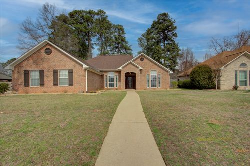 122 Corley Cir, Wake Village, TX, 75501-5861 | Card Image