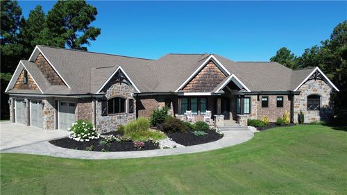 196 Fox Run Dr, Huntsville, AR, 72740-5035 | Card Image