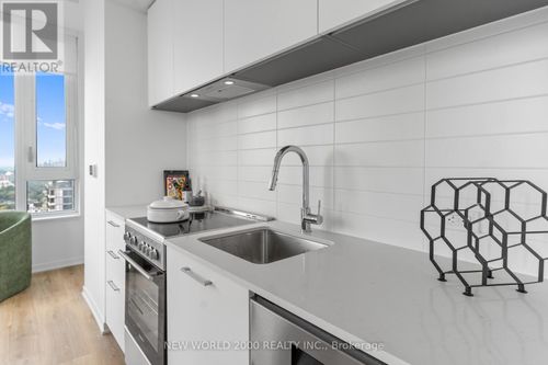 1311-101 Roehampton Avenue, Toronto (Mount Pleasant West), ON, M4P2W2 | Card Image