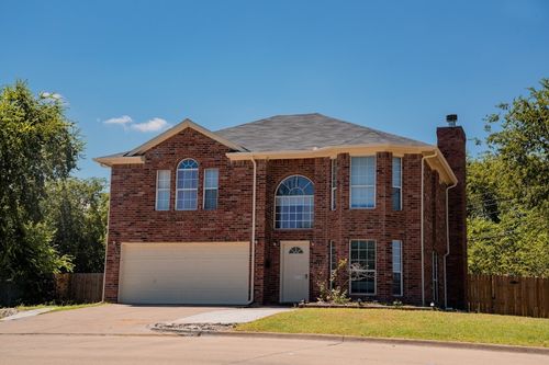 5025 Strummer Dr, North Richland Hills, TX, 76180-7239 | Card Image