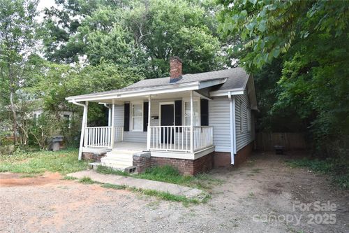 2017 Ashley Rd, Charlotte, NC, 28208-3713 | Card Image