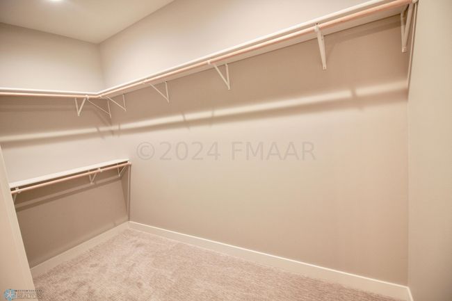 Master closet | Image 21