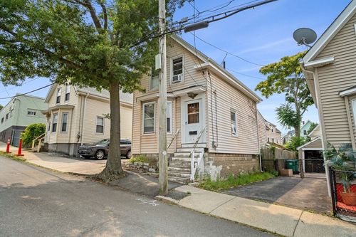 194 Fayette St, Lynn, MA, 01902-2242 | Card Image