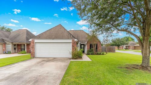 12237 Spring Valley Dr, Geismar, LA, 70734-3287 | Card Image
