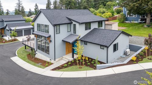 1110 Divine Ln, Bellingham, WA, 98229-2153 | Card Image