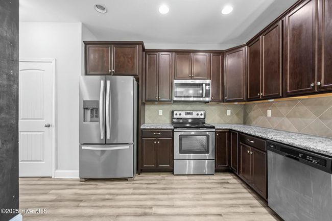 212 Salty Dog Ln, House other with 3 bedrooms, 3 bathrooms and 2 parking in Sneads Ferry NC | Image 10