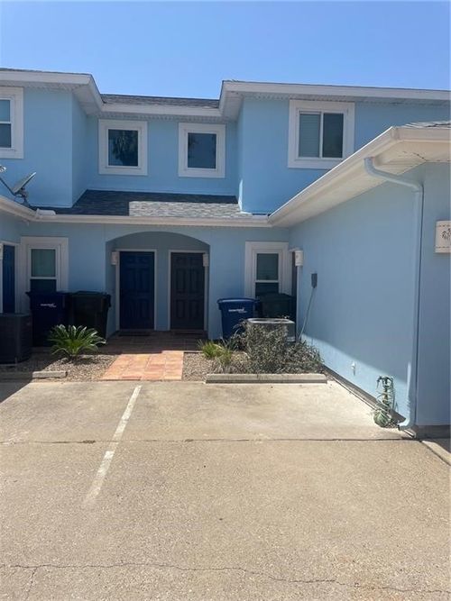 15401 Gun Cay Ct, Corpus Christi, TX, 78418-6384 | Card Image