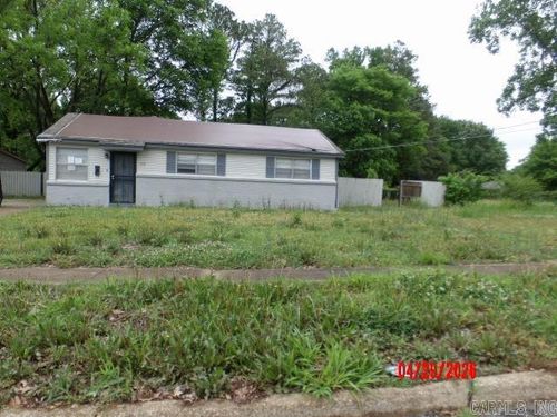 507 Garden Ln, West Memphis, AR, 72301-3305 | Card Image