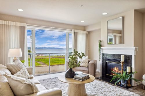 a202-3016 N Carr St, Tacoma, WA, 98403-2950 | Card Image