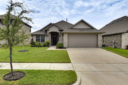 1904 Shaila Dr, Mansfield, TX, 76063-5665 | Card Image