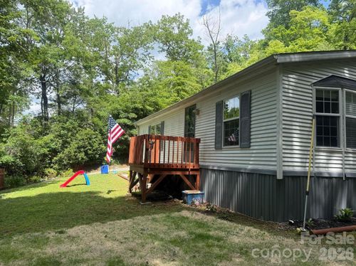 811 Turkey Pen Gap Rd, Horse Shoe, NC, 28742-7603 | Card Image