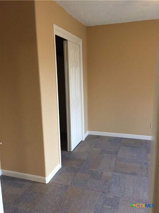 APT-101 - 4841 Highway 35 N, Condo with 2 bedrooms, 1 bathrooms and null parking in Rockport TX | Image 7
