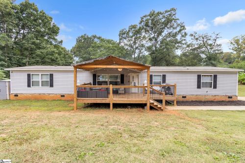 330 Blacktop Road, Taylors, SC, 29687 | Card Image