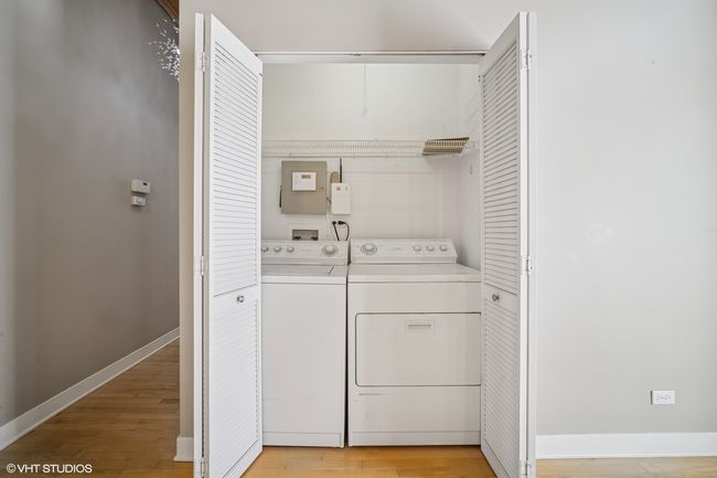 APT-211 - 242 Leonard Wood S, Condo with 2 bedrooms, 1 bathrooms and 1 parking in Highland Park IL | Image 12