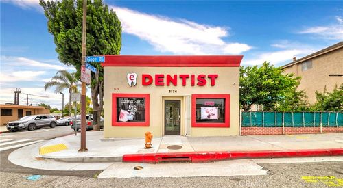 3174 E Gage Ave, Huntington Park, CA, 90255-5346 | Card Image