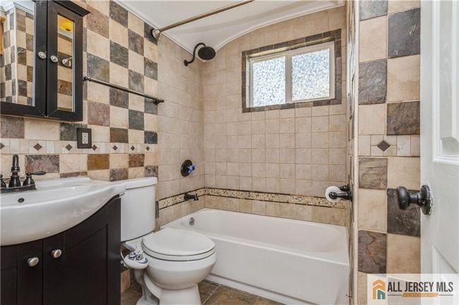 116 7 Th St, House other with 3 bedrooms, 2 bathrooms and null parking in Port Reading NJ | Image 14