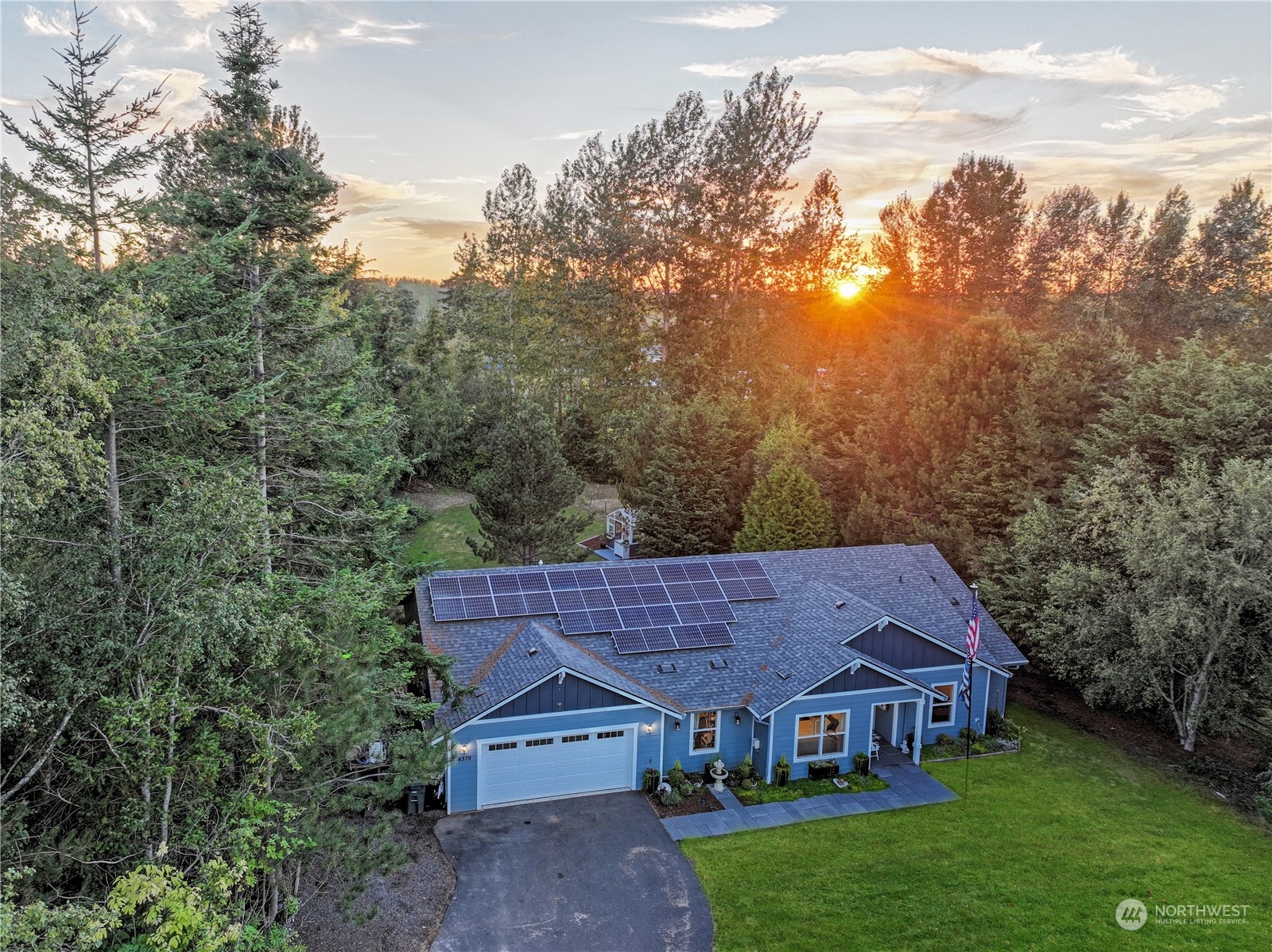 Davis St, Bellingham, WA 98226