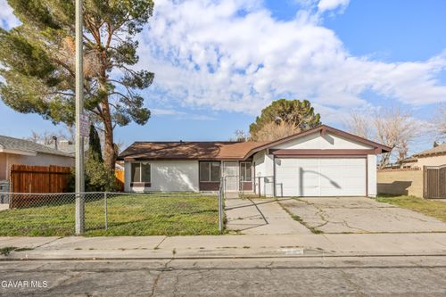 3521 W Avenue K13, Lancaster, CA, 93536 | Card Image