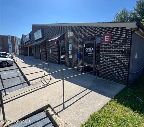 2040 6th Ave, Neptune City, NJ, 07753-6101 | Card Image