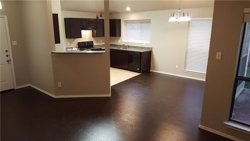 515 Valley Spring Dr, Arlington, TX, 76018-2248 | Card Image