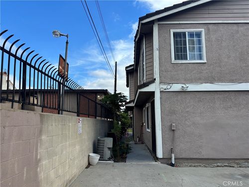 7259 Petrol St, Paramount, CA, 90723-3362 | Card Image