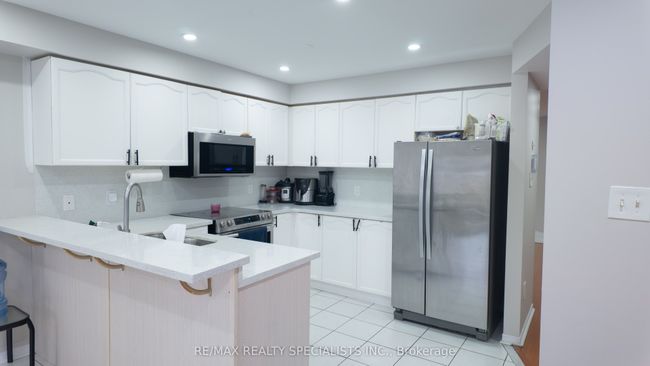 22 Serenity Lane, House other with 6 bedrooms, 4 bathrooms and 4 parking in Brampton ON | Image 7