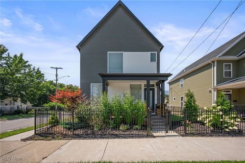 2078 W 44th St, Cleveland, OH, 44113-3860 | Card Image