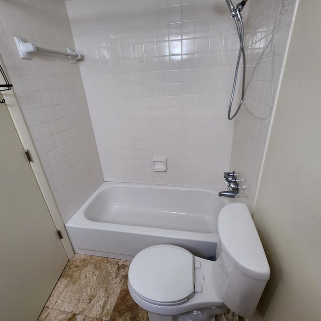 APT-2-3 - 800 Nw Fork Rd, Condo with 2 bedrooms, 2 bathrooms and null parking in Stuart FL | Image 28