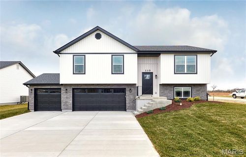 28537 Shallow Water Rd, Warrenton, MO, 63383-4757 | Card Image