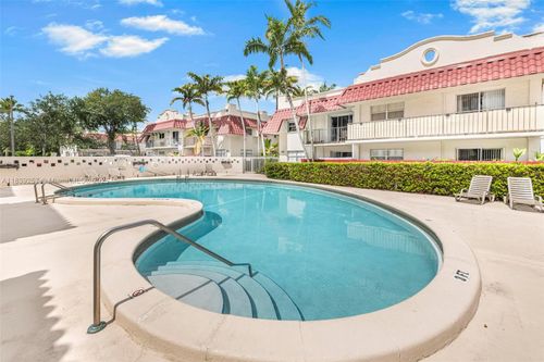 apt-229-6709 N Kendall Dr, Pinecrest, FL, 33156-1784 | Card Image