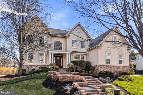 16 Windermere Dr, Moorestown, NJ, 08057-3118 | Card Image