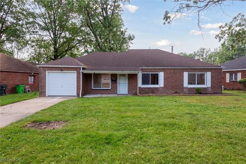 27240 Markbarry Ave, Euclid, OH, 44132-2108 | Card Image