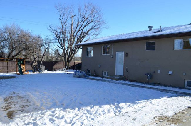 4801 45 Avenue, Home with 3 bedrooms, 2 bathrooms and 2 parking in Athabasca AB | Image 41