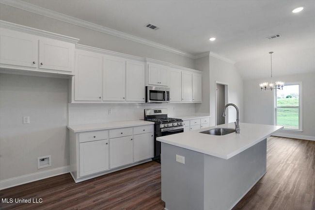 10-642 Westfield Dr | Image 10
