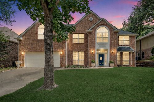 1803 Haydenbend Cir, Grapevine, TX, 76051-7337 | Card Image