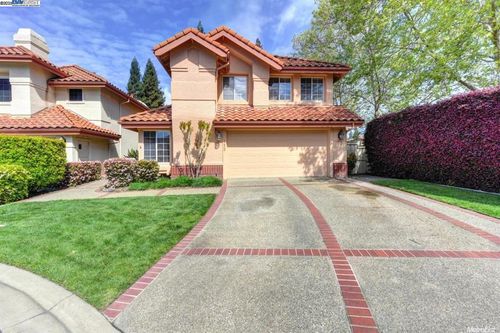 113 Cool Springs Ct, Folsom, CA, 95630-7106 | Card Image