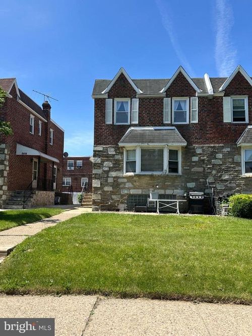 2416 Shelmire Ave, PHILADELPHIA, PA, 19152-4103 | Card Image