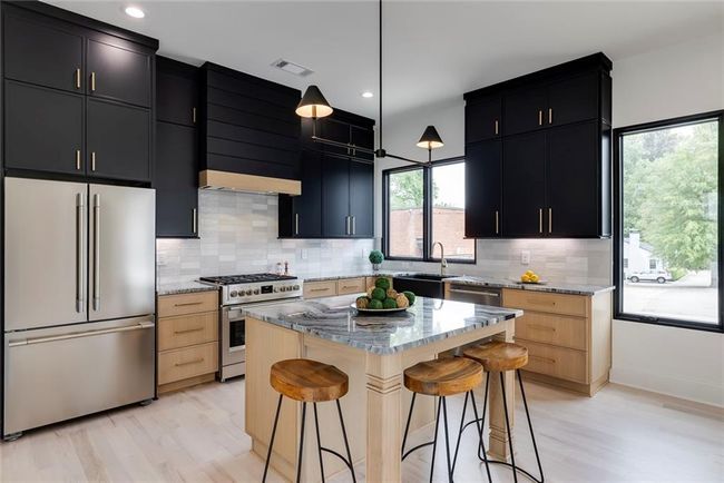 1962 8 Th St, Townhouse with 3 bedrooms, 4 bathrooms and null parking in Chamblee GA | Image 9