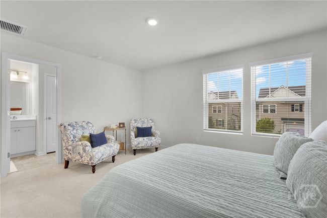 Room for a sitting area. | Image 40
