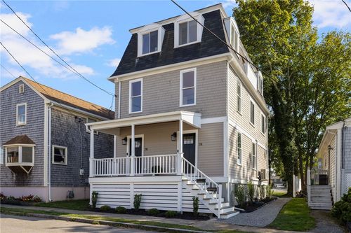 7 Sheffield Ave, Newport, RI, 02840-1617 | Card Image