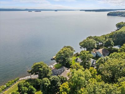 18 Sunrise Lane, House other with 2 bedrooms, 1 bathrooms and null parking in Grand Isle VT | Image 3