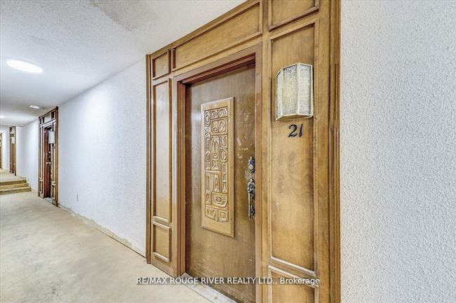 21 - 25 Pebble Byway, Condo with 3 bedrooms, 2 bathrooms and null parking in North York ON | Image 5
