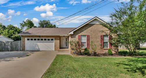 301 Eggars Ct, Clarksville, TN, 37042-1316 | Card Image