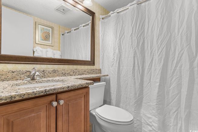 18571860 - 2701 N Ocean Blvd, Condo with 2 bedrooms, 2 bathrooms and null parking in Myrtle Beach SC | Image 15