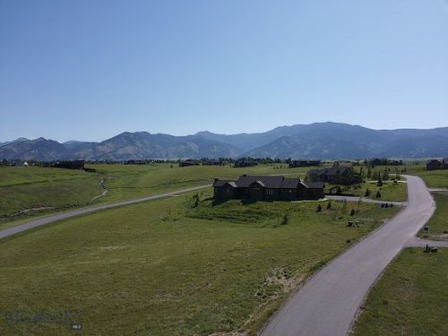 52 Moon Shadow Dr, Bozeman, MT, 59715-7504 | Card Image