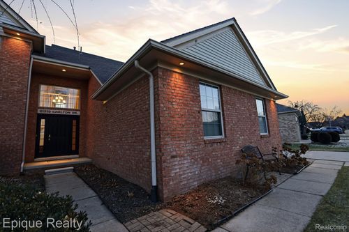 21370 Carlton Dr, Macomb, MI, 48044-1857 | Card Image
