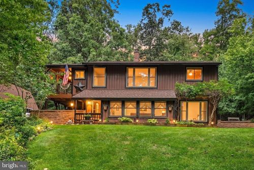 202 Stewart Ln, HAMBURG, PA, 19526-8208 | Card Image