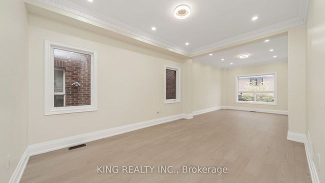 27 Foxmere Rd, House other with 6 bedrooms, 5 bathrooms and 4 parking in Brampton ON | Image 12