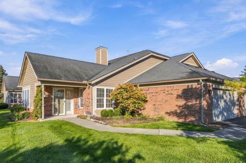 2045 Dry Creek Pl, Grove City, OH, 43123-9386 | Card Image